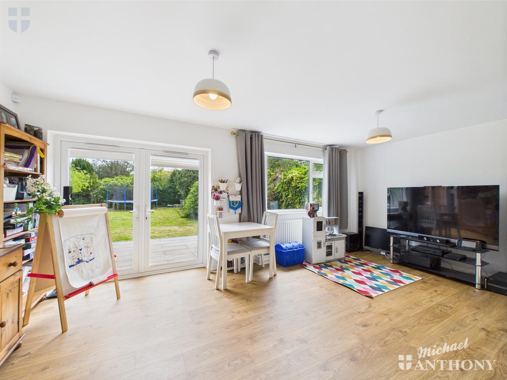 Cam03218 g0 pr0634 still003