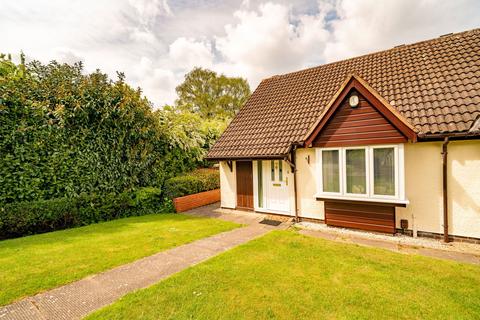 2 bedroom semi-detached bungalow for sale, High Street, Solihull B90