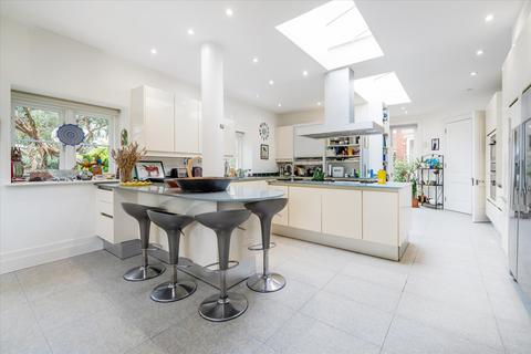 undefined, Ormond Road, Richmond, TW10
