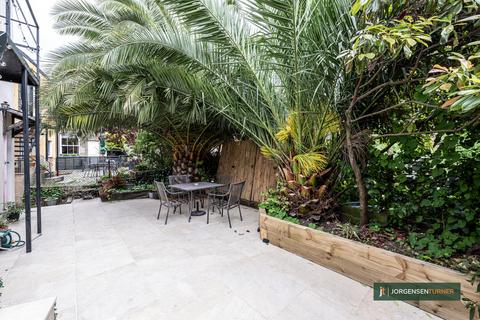 Flat 1, 35 Glengall Road, London, NW6 7EL
