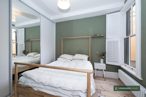 Flat 1, 35 Glengall Road, London, NW6 7EL