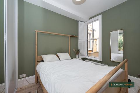 Flat 1, 35 Glengall Road, London, NW6 7EL