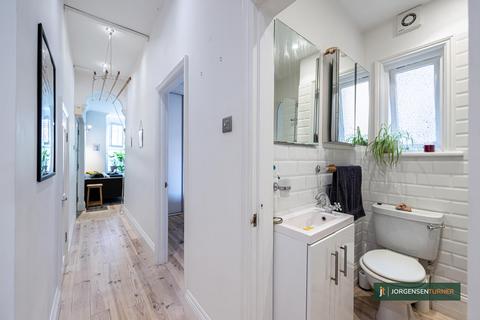 Flat 1, 35 Glengall Road, London, NW6 7EL