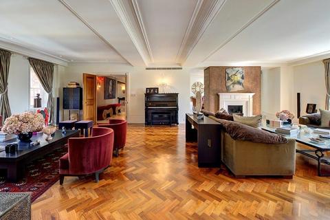 undefined, Academy Gardens, Duchess of Bedfords Walk, London, W8