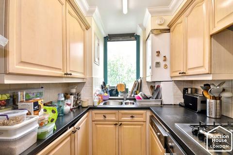 2 bedroom flat for sale, Flat 403 Jubilee Heights, 1 Shoot Up Hill, Kilburn, London, NW2 3UQ