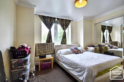 2 bedroom flat for sale, Flat 403 Jubilee Heights, 1 Shoot Up Hill, Kilburn, London, NW2 3UQ
