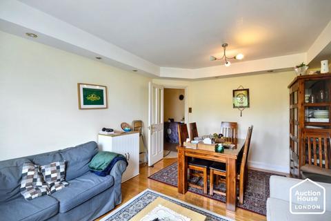 2 bedroom flat for sale, Flat 403 Jubilee Heights, 1 Shoot Up Hill, Kilburn, London, NW2 3UQ