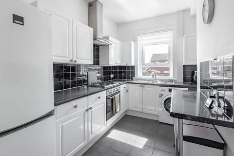 34 Barton Terrace, Fauldhouse, Bathgate, EH47 9LJ
