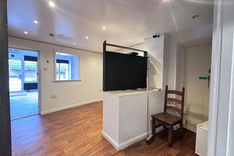 Office to rent, FOUR OFFICE AREAS - (not window area) Unit 1 Braybrook Road Desborough