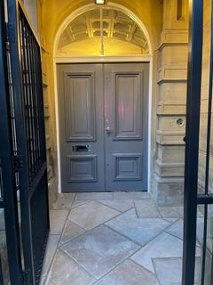 2 bedroom apartment to rent, Clare Road, Halifax