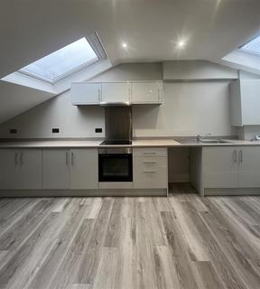 2 bedroom apartment to rent, Clare Road, Halifax