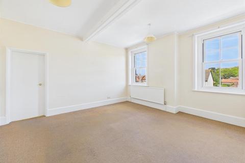 2 bedroom apartment for sale, Park Road, Cromer