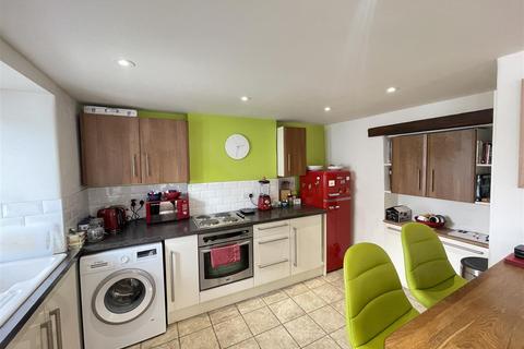 2 bedroom cottage for sale, London Road, Salisbury SP3
