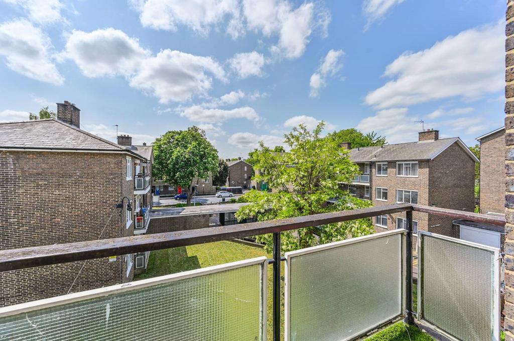 Caldwell Street, Oval, London, SW9 2 bed flat to rent - £2,200 pcm (£ ...