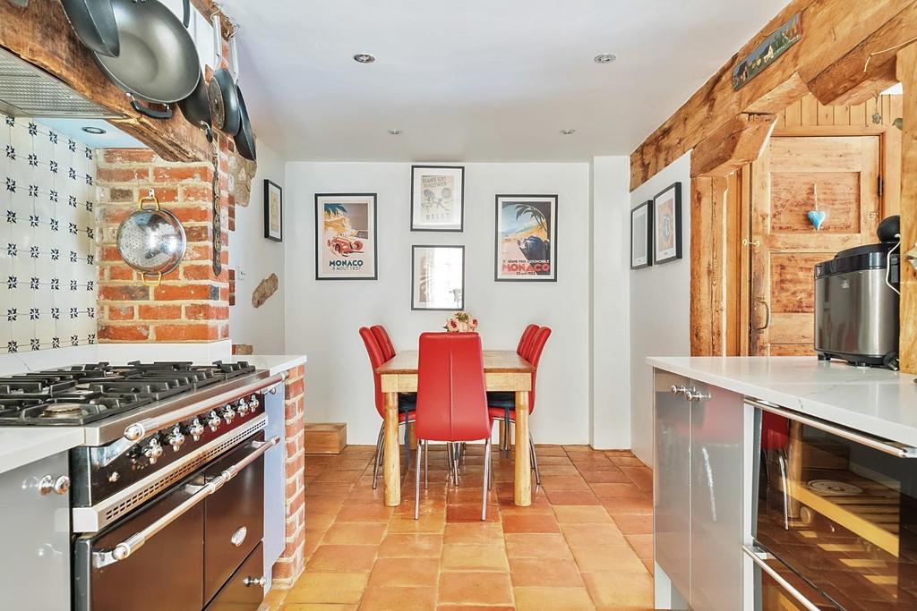 11-6814dbb1a714e-1285188-ARW-11 Processed.jpg