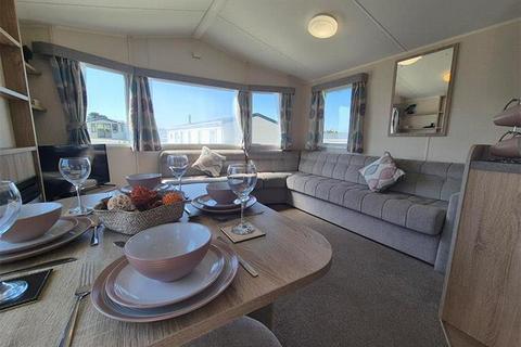 3 bedroom park home for sale, Newquay Bay Resort