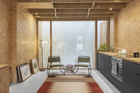 39 Voss Street, London, E2 6HP