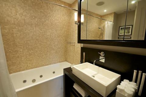 2 bedroom flat to rent, Cadogan Square, London, SW1X