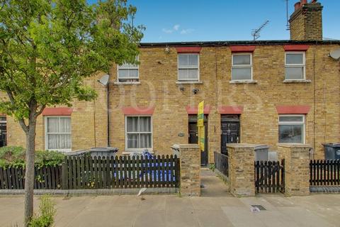 3 bedroom terraced house for sale, Verney Street, London, NW10
