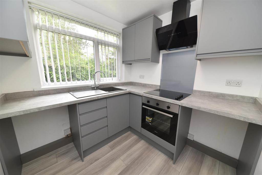 Kitchen1.JPG