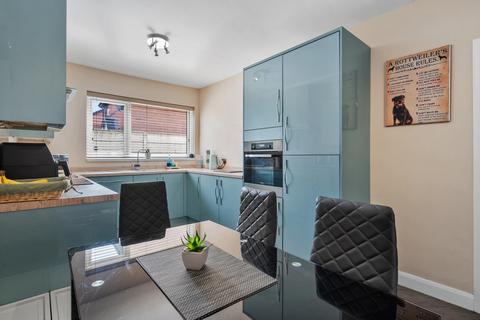 4 bedroom detached house for sale, Portway, Manchester, M22