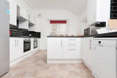 6 bedroom flat to rent, 0621L Queensferry Street, Edinburgh, EH2 4PG