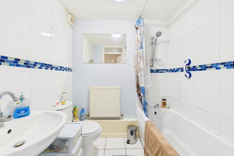 9 Eden Close, Northampton, NN3 6NS