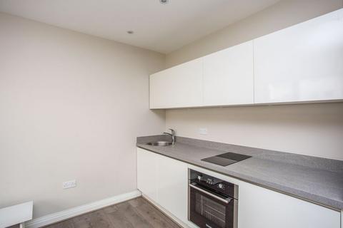1 bedroom flat to rent, Station Road, West Drayton, UB7