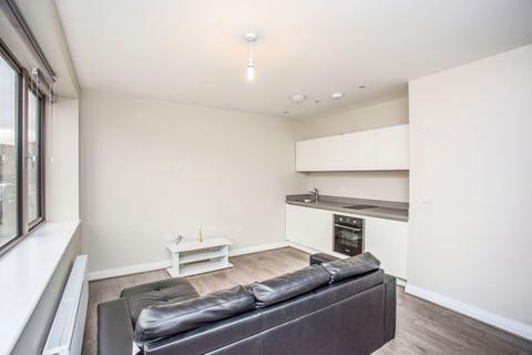 1 bedroom flat to rent, Station Road, West Drayton, UB7
