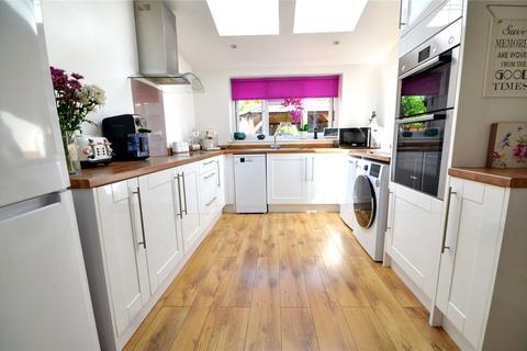 6 Felbridge Close, East Grinstead, RH19 2BN