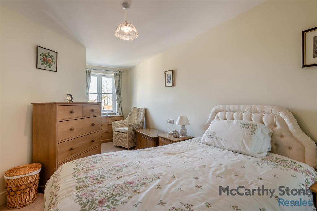 8642343-interior12.jpg