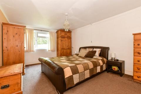 4 bedroom bungalow for sale, Clatterford Road, Newport, Isle of Wight