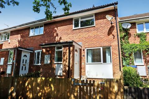 2 bedroom terraced house for sale, Devon Way, Banbury