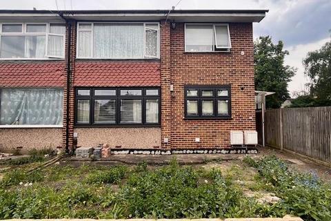 2 bedroom maisonette for sale, Margaret Way, Redbridge