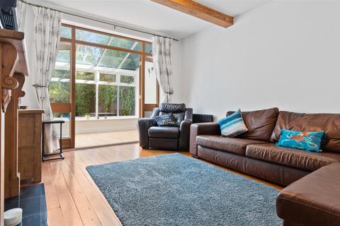 3 Leslie Road, Streetly, Sutton Coldfield, B74 3BS