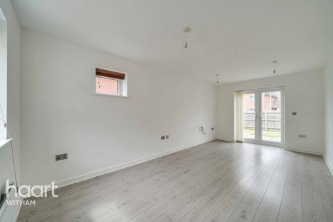 5 Brown Close, Witham, CM8 2GJ