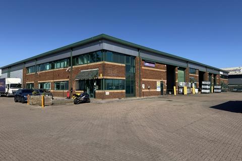 Industrial unit to rent, Units 3 & 4 Solent 27, Walton Road, Portsmouth, PO6 1SX