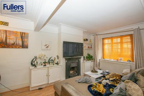 3 bedroom terraced house for sale, Hoppers Road, London N21