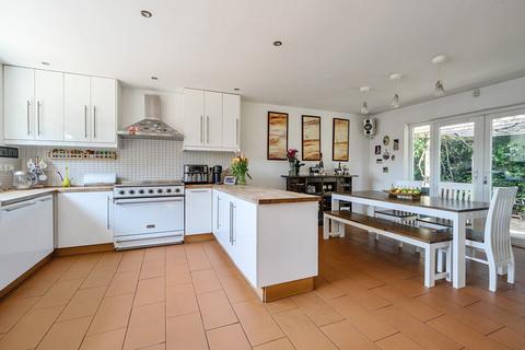 undefined, New Haw Road, Addlestone, KT15