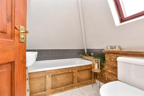 3 Beech Road, Epsom, KT17 4NH