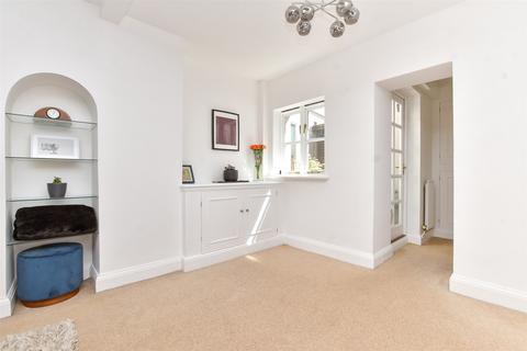 3 bedroom terraced house for sale, Beech Road, Epsom KT17