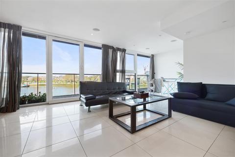 2 bedroom apartment for sale, Queens Town Road, Wandsworth, London