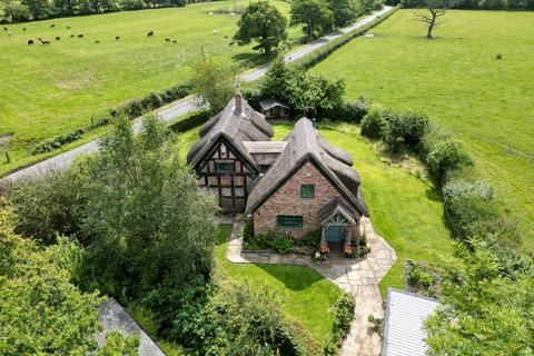 4 bedroom detached house for sale, Broad Oak Lane, Mobberley