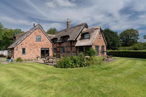 4 bedroom detached house for sale, Broad Oak Lane, Mobberley