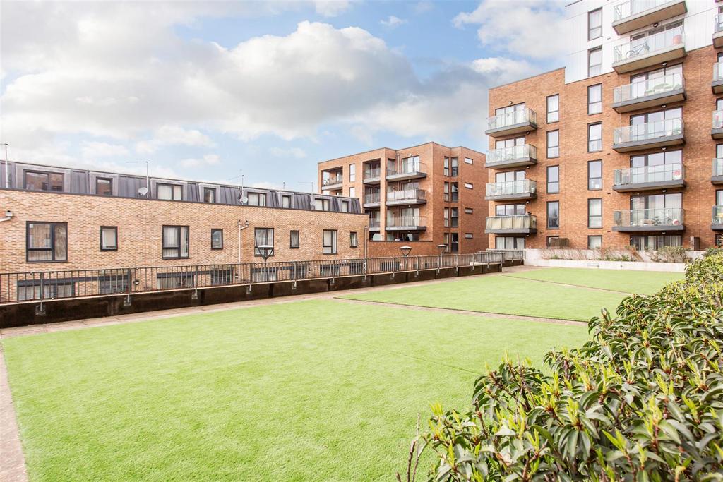Communal Roof Terrace