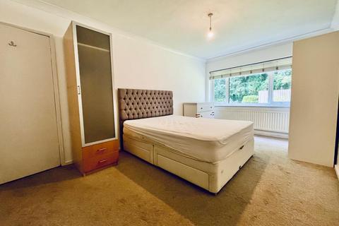 2 bedroom flat for sale, Cartland Road, Kings Heath B14