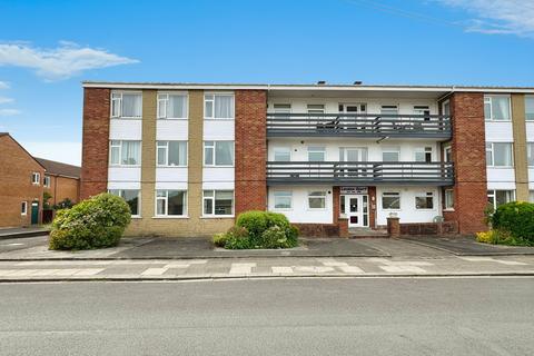 2 bedroom flat for sale, Levens Drive, Heysham, LA3