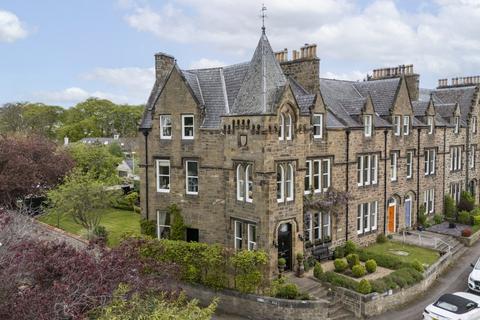 4 bedroom house for sale, 1 Victoria Terrace, Inverness, Highland, IV2