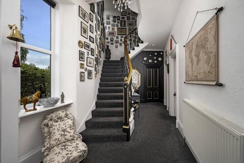 4 bedroom house for sale, 1 Victoria Terrace, Inverness, Highland, IV2