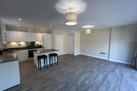 2 bedroom semi-detached house to rent, West End Cottages, Ripley GU23